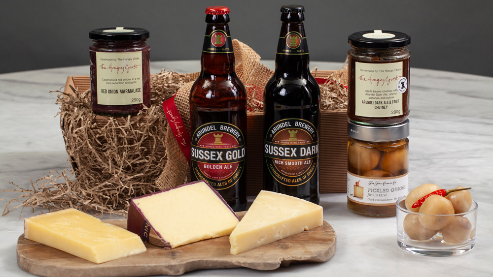 https://thehungryguest.com/app/uploads/2020/07/Cheese_BeerBox-17.jpg